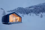 #prefab #house #modern #architecture #cabin #snow #smallspaces 
