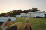 #surfing #family #swedishfamily #familyhouse #modern #beach #beachhouse #getaway #glasswindows #summerhouse #sweden #surfshack #arkitektstudio #widjedalracki #abode #outdoor 