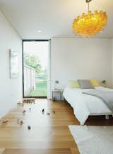 #lighting #guestroom #marble #glass #vintage #rug #LABhaus #Murano #chandelier