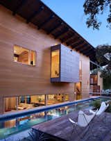 #lappool #pool #concrete #concreteretainingwall #retainingwall #exterior #outside #outdoor #pooldesign #modern #deck
