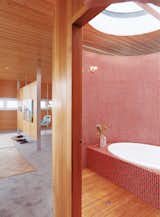 #bath&spa #bathroom #interior #inside #wood #mosaic #tile #tub #circular #skylight #naturallight #Hawaii