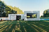 #prefab #structure #modular #modern #indooroutdoorliving #outdoor #exterior #outside #pool #outdoorshower #glassdoor #landscape #ShirleyRoadResidence #LABhaus