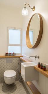 #bath&spa #interior #modern #design #bathroom #interiordesign #lighting #endesignstudio #oak #woodfixture #woodshelving #woodperch #succulents #paintedtile 