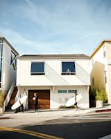 #beachhouses #exterior #outside #outdoor #surfers #surfboards #paradise #lessismore #minimal #living #facade #street #SouthernCalifornia   Photo 4 of 10 in S u r f i n' U S A by Matthew Terry from EXTERIOR