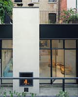 #fireplace #chimney #indoor #outdoor #Manhattan #rowhouse #modern #minimal #ventilation #roofline #interior #exterior 