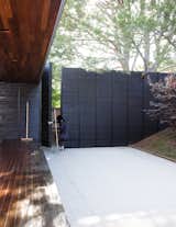 #outdoor #outside #exterior #modern #architecture #landscape #woodfence #deck #lowmaintenance #backyard #rockgarden #sebastianmariscalstudio #wabihouse

Photo by Daniel Hennessey