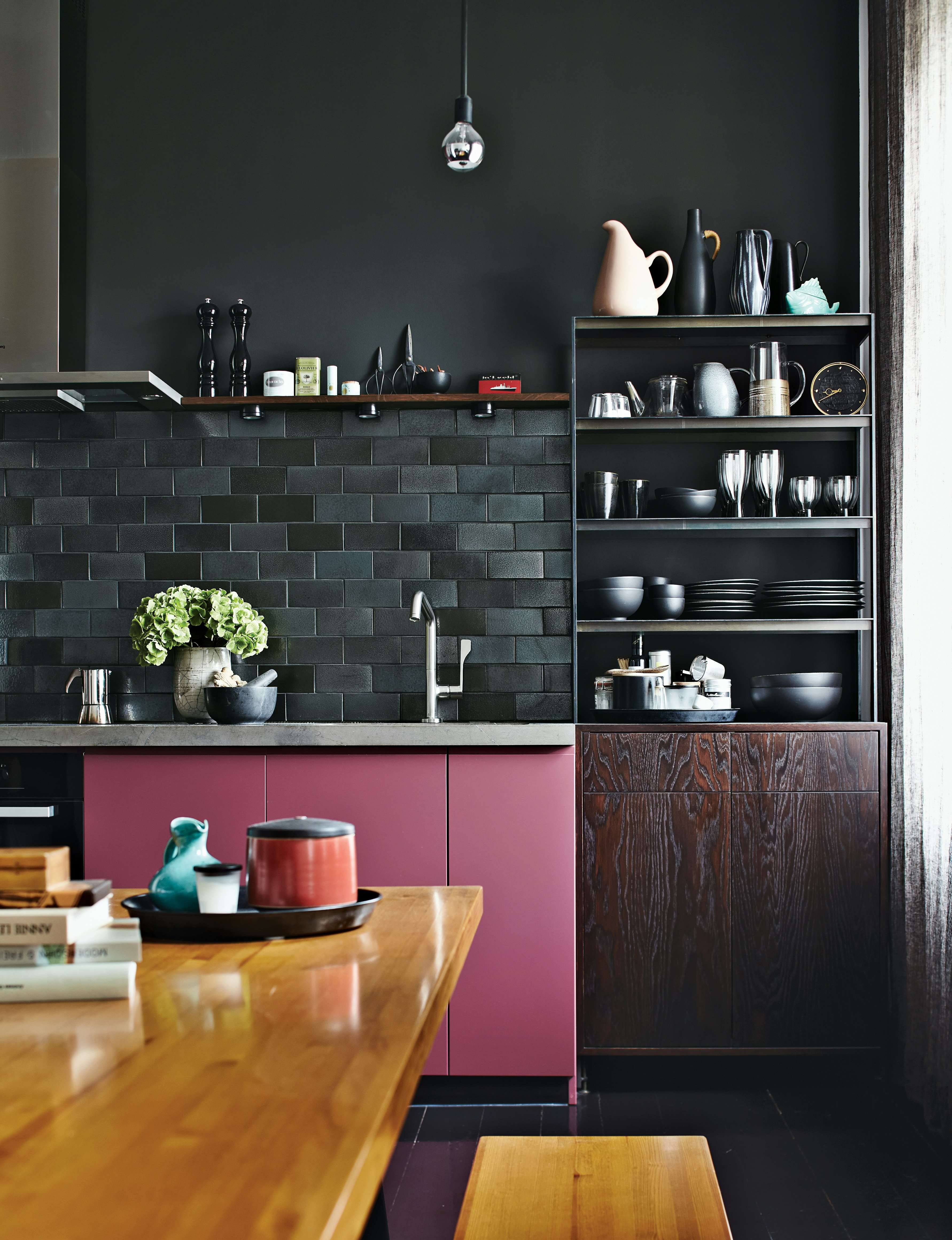 11 Black Kitchens - Black Cabinet and Backsplash Ideas