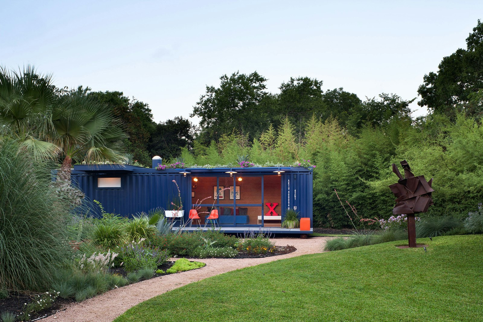 9 Modern Homes Made Out of Shipping Containers - Dwell, image size:1067x1067