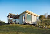 A Compact Prefab Vacation Home