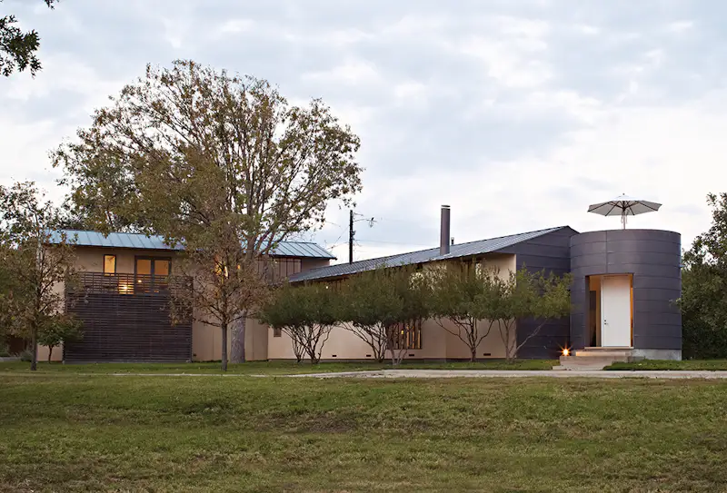 A Light Filled Nature Inspired House In Dallas Dwell
