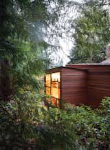 Claire and Ken Stevens approached architect Ko Wibowo to create a modern addition to their 1970s home in Tacoma, Washington. The couple’s needs had changed since Ken was diagnosed with Alzheimer’s a few years ago.