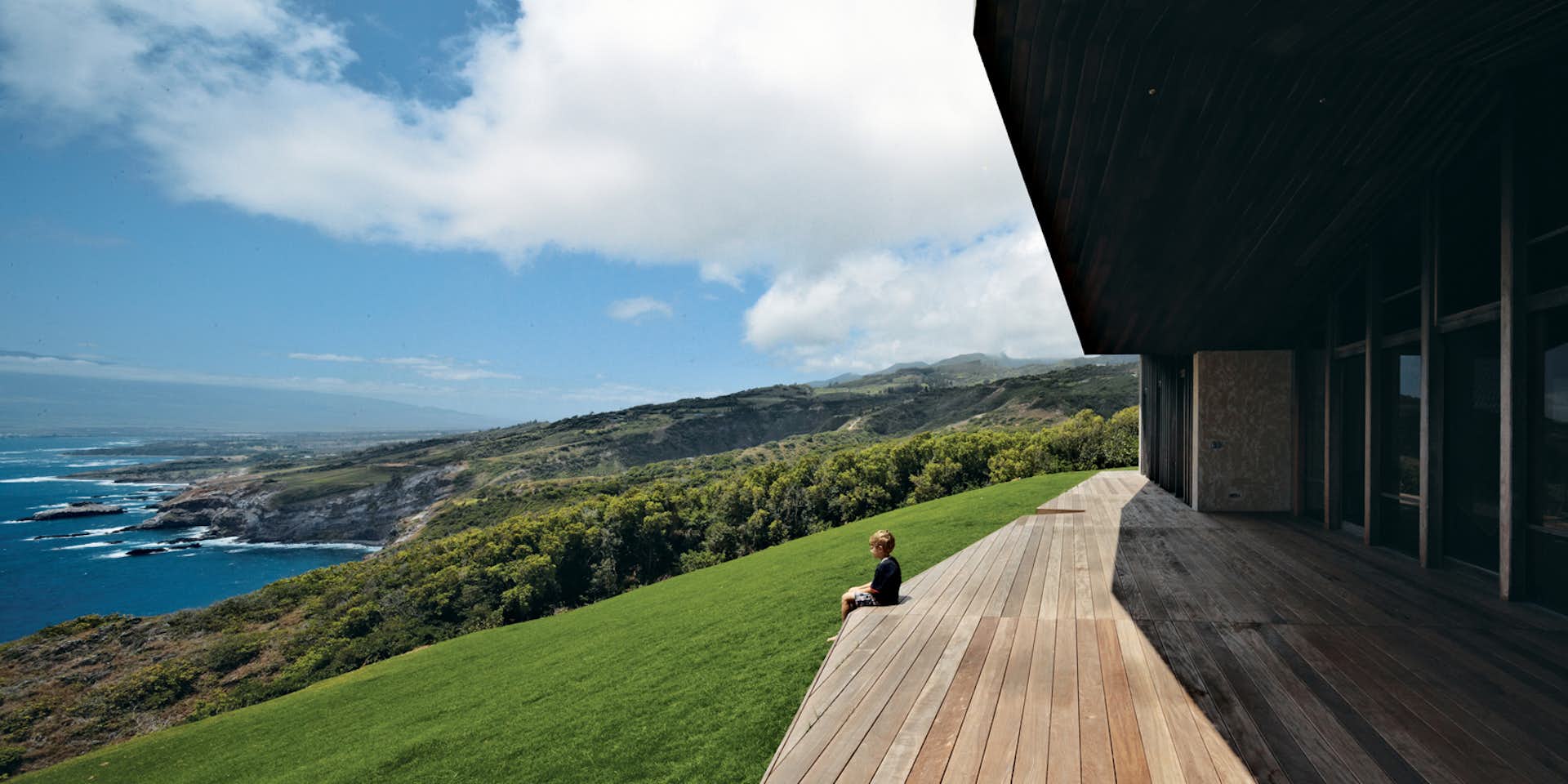 Photo 1 of 10 in Clifftop House with Angled Roof in Maui Dwell