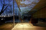 Lighting Up Mies van der Rohe's Farnsworth House - Photo 2 of 2 - 