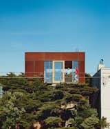 Aidlin Darling's design for a three-story, Cor-Ten steel addition to a beachfront house in San Francisco was featured in the September 2007 edition of Dwell. Photo by Robert Schlatter.  Search “how design cor ten steel” from Aidlin Darling Design Takes Over the Sonoma Valley Museum of Art