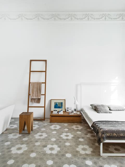 Here’s How to Put Your Bed on the Floor Without it Looking Sloppy - Dwell