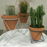 Octahedron planters by @etrine in an exclusive hammertone finish for the @dwell_store.  Search “dwell-on-design” from Dwell on Design 2015: Day Three Highlights