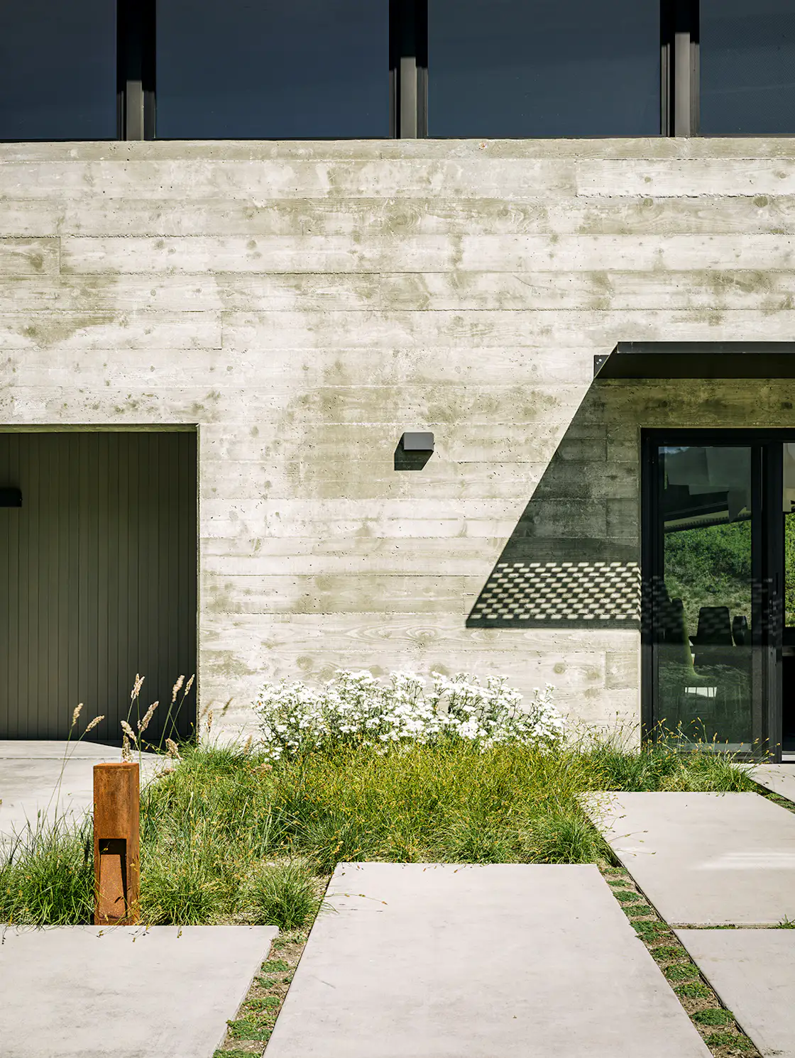 Photo inspiration: Picture Idea: Photo 6 Of 10 In Sustainable Retirement Home In Tune