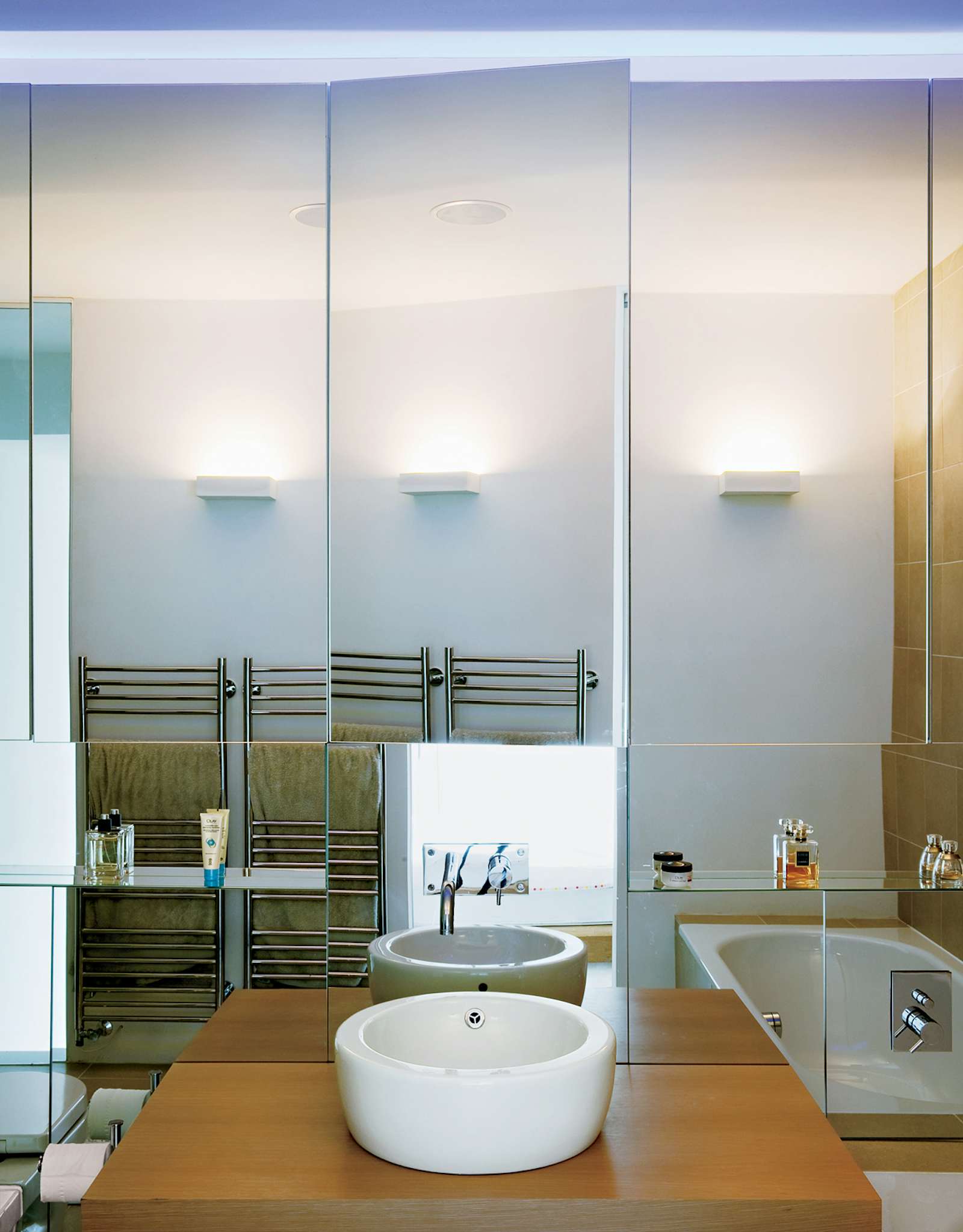 9 Unusual Modern Bathrooms - Dwell