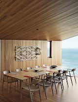 Wardle’s firm also designed the dining table, where up to ten guests can gaze out at the Southern Ocean. The solid-oak Hiroshima chairs are designed by Maruni.