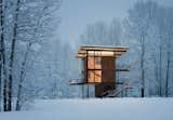 Olson Kundig Architects' Delta Shelter, in Mazama, Washington, is a 1,000 square-foot steel box home with a 200 square-foot footprint. Photo by Olson Sundberg Kundig Allen Architects/TASCHEN.