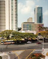 When Vladimir Ossipoff’s six-story Hawaiian Life Insurance Building was built in 1951, it was Hawaii’s tallest building. The aluminum fins, originally a pale blue-green but painted in rainbow shades in the ’60s, were designed to reduce sun glare.