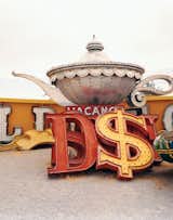 The Boneyard, where good signs go to die before being reborn. The La Concha motel will soon be resurrected as the Neon Museum, giving all the old neon new life.  Search “dior+forever气垫真假【精仿++微wxmpscp】” from Living Las Vegas