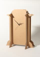 The corrugated-cardboard Mantle clock, manufactured by Dovetusai.