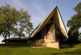The Unitarian Meeting House in Madison, Wisconsin, built by Frank Lloyd Wright in 1951. Image © The Kubala Washatko Architects, Inc.  Photo 11 of 11 in Sunday Styles