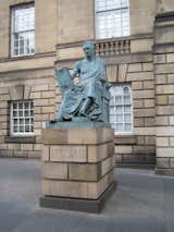 The city center abounds with statues of famous citizens of Scotland. Though I've not yet come across Stevenson, Doyle, or Rowling, I was taken with this rather grand representation of the philosopher David Hume. Overly grand for Hume's own views, if you ask me. But the long-dead rarely have any say over their comemmoration.