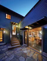 Designed by Tina Govan Architect the house maximizes the use of its tight urban lot both inside and out, opening up every indoor space to an outdoor one, allowing interior spaces to feel bigger.