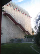 Piano's first foray into design at LACMA was the Broad Museum of Contemporary Art, which opened in 2008. The same sail effect on the roof is in evidence, but this building, just across a small path, is vertical where the Resnick lies lower to the ground.