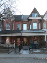 The next part of my wanders around Toronto took me to a recently up-and-coming area called The Junction, located on Dundas Street West west of Keele Street. Along the way, I snapped this picture of the architecture that typifies residential Toronto: the Victorian brick townhouse.