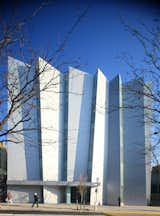 One of Arquitectonica's civic projects is the Bronx Museum of the Arts. Photo by Norman McGrath.  Search “bronx” from Corporate Wisdom: Laurinda Spear