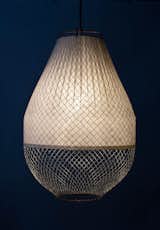 The designer does not attach objects for bulbs on the interior and the resulting effect is a more diffuse light and radiant glow for interiors.