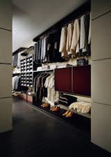 Nest by Verardo / verardoitalia.it

Read our 

Dwell Reports on closet systems from the June 2009 issue
