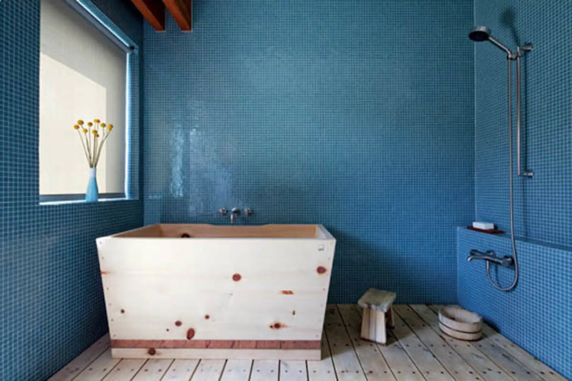 Japanese Soaking Tubs - Dwell