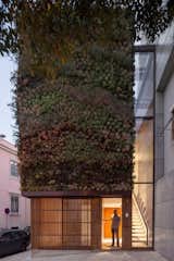 No need for any home fresheners—apparently the sweet, earthy aroma from the over 4,500 plants and counting living wall façade of this mysterious home in Lisbon, Portugal makes its way indoors. Via No Ordinary Homes.