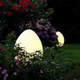 UOVO OUTDOOR LAMP

This outdoor lamp by Archivio Storico for FontanaArte brings new meaning to hiding eggs in the backyard. It's like Easter for adults—only these glowing orbs won't be hard to find and there is most cetainly no candy inside them.