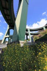 Kawazu Loop Bridge, Japan-A bridge in a Japanese mountain valley with spiraled entry and exit ramps.Photo: TANAKA Juuyoh (ç°ä¸åæ´)