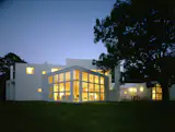 Faced with the daunting task of designing an addition to legend Richard Meier’s 1967 Hoffman House, Stamberg Aferiat studied the closed geometric system of the original design. They nearly tripled the size of the home while respecting its pedigreed bones. Photo by: Paul Warchol.