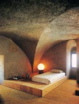 Bedroom by Gae Aulenti, 1979. Photo via wandrlust.tumblr.com.