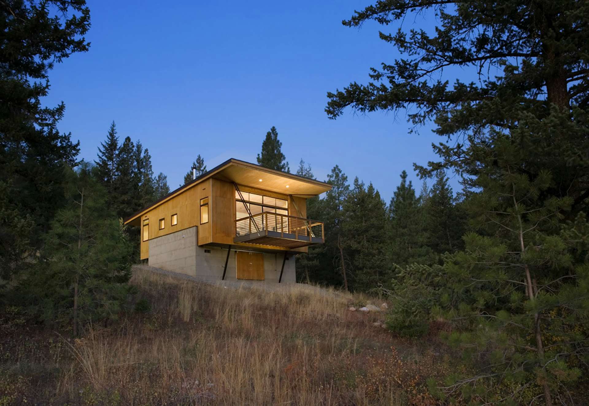 11 Hillside Homes That Feature a Balancing Act With Nature Dwell