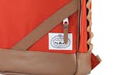 The bag is made of 1000D Campdura body fabric and is lined with 420D nylon. The bottom is constructed with a sturdy and beautiful leather.