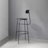 An homage to Bauhaus functionalism, the Afteroom Barstool is stripped from unnecessary elements, celebrating a minimal, clean form. Despite its spare silhouette, the stool remains a comfortable seat that expertly blends formed wood and steel.