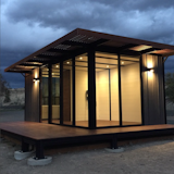 Photo of the Week: Tiny Prefab on the Banks of the Oregon River