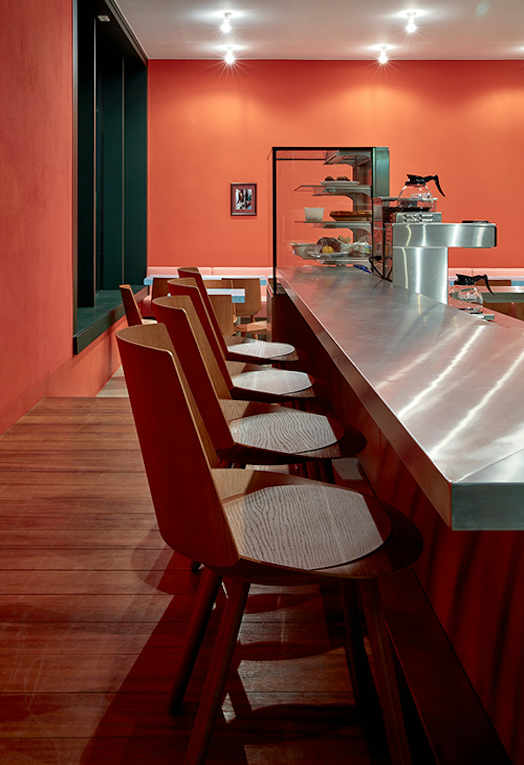 New Restaurant Brings Palm Springs Modernism and NYC Deli Style to