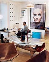 #workplace #office #interior #inside #indoor #Paris #France #DEidierKrzentowski #art #collector #desk #MarkNewson #Orgone #lounge #PaulMcCarthy #photograph #modern 

Photo courtesy of Philippe Munda 