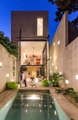 #pool #pooldesign #outdoor #exterior #modern #modernarchitecture #minimal #narrow #Mérida #Mexico #TallerEstiloArquitectura 