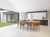 #dining #diningroom #modern #architecture #modernarchitecture #interior #indoor #indooroutdoor #Bentwood #chairs #table #wood #Melbourne #Australia 