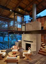 #fireplace #fire #livingroom #lounge #indoor #interior #modern #modernarchitecture #concrete #wood #Austin #Texas #LakeFlatoArchitects

Photo by Casey Dunn 